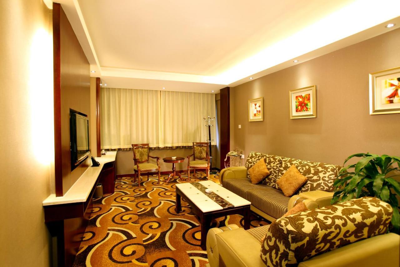 Ming Yuan Hotel Nanning Exterior foto