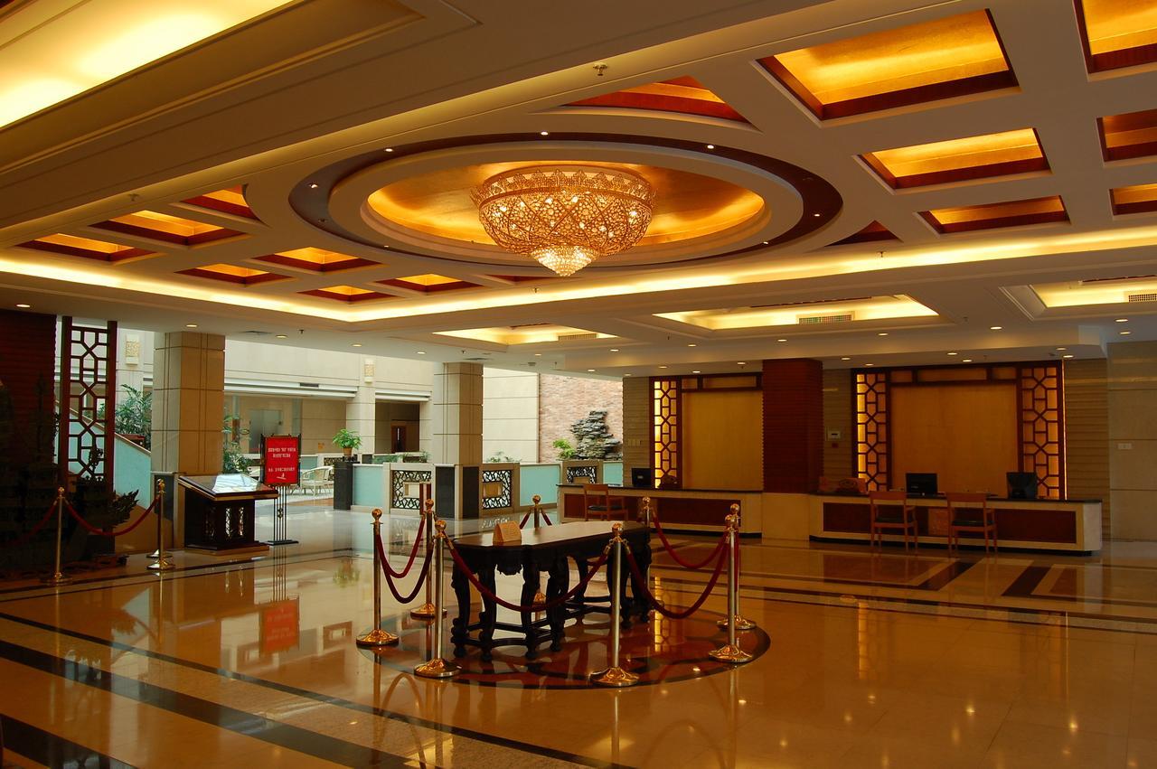 Ming Yuan Hotel Nanning Exterior foto